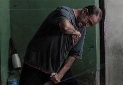 Bursa'da 700 yıllık sanatın son temsilcisi: Bu işi ondan başka yapan kimse kalmadı! 53 yıldır ipeği ipliğe çevirmek için 20 kilometre koşuyor