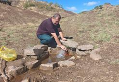 Şifalı suya ulaşmak isteyen vatandaşlar kilometrelerce yol yürüyor