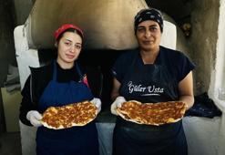 Yüksekova'da bahçeden alıp müşteriye veriyor! Aile dağ evinde destan yazıyor