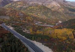 Sivas'ta Kartpostallık manzara! Sonbaharda adeta yağlı boya tablosuna dönüştü