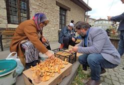 Karabük ormanlarında başladı! Karadeniz'in gizli lezzeti tezgahlarda, kilosu 500 TL