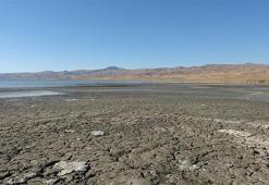 Erçek Gölü alarm veriyor! Kuraklık gözle görülür hale geldi