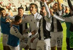 Altay son dakika golüyle kazandı, şimdi de Karşıyaka'ya bilendi