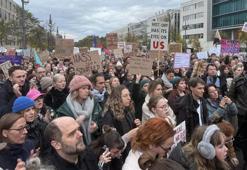 Almanya Başbakanı Merz binlerce kişi tarafından protesto edildi
