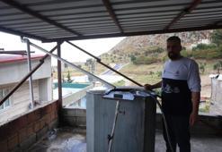 Sular kesilince fark etti: Hatay'da evin damına kurdu, kuraklığa çare buldu!