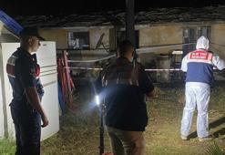 Adana'da yemekhanede cinayet: Gelen mesajlara bakıp öldürdü, annesini ayağından vurdu!