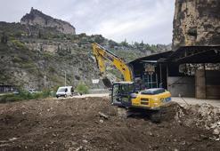 Artvin’de 3 tonluk altın heyecanı! Bakanlık izin verdi, defineciler toprak altınki hazine için gece gündüz çalıştı ve kazı tamamlandı