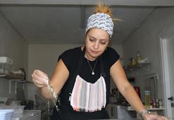 Evinin mutfağında başladı, bakanlıktan aldığı destekle kendi imalathanesini açtı! Çocukluk hayalini gerçeğe dönüştürdü