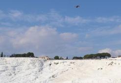 Denzli'de nefes kesen anlar! SOLOTÜRK'ten Pamukkale'de gösteri uçuşu