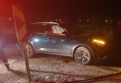 Elazığ Palu’da minibüs ile otomobil çarpıştı