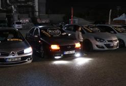 Gaziantep Şehitkamil'de modifiye araç tutkunları buluştu! Drift gösterileri nefesleri kesti