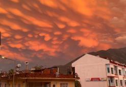 Muğla Fethiye'de sağanağın ardından gökyüzünde "Mammatus Bulutları" görüldü