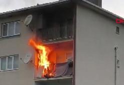 Cide'de balkona bırakılan köz nedeniyle çıkan yangın söndürüldü