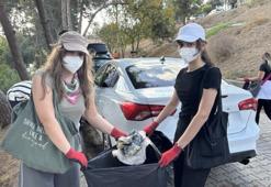 Aylarca belediye yapmayınca sosyal medyadan bir araya gelip temizlediler!