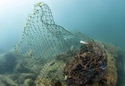 Karadeniz'in dibinde görünmeyen sessiz tehlike! Denizdeki çöplerin yüzde 20'sini oluşturuyor, yıllarca canlı avlayabiliyor!