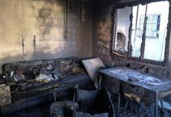 Adana Sarıçam'da yangın çıkan ev küle döndü