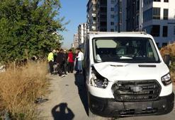 Malatya Yeşilyurt'da kamyonet ile elektrikli bisiklet çarpıştı: 2 yaralı