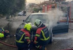 Efeler'de otomobil seyir halindeyken alev aldı