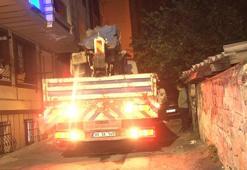 Eyüpsultan'da sokağa dalan vinç dehşet saçtı