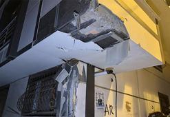 Eyüpsultan'da sokağa dalan vinç dehşet saçtı! 'Çok ciddi şekilde hasar var'