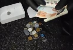 Bursa'da çöpten servet çıkardılar! Konteynırdan çıkanlara paha biçilemedi