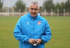 Sivasspor'da Mehmet Altıparmak transfer defterini açmadan kapattı