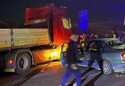 Malatya Akçadağ'da tır otomobille çarpıştı: 2 yaralı