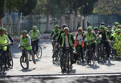 Aydın'da örnek davranış! Öğrenciler, öğretmenler ve çalışanlar okula bisikletle gidiyor