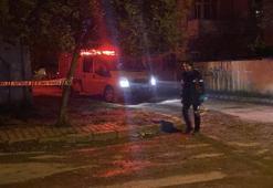 Kocaeli Gebze’de kolonlarında çatlak oluşan 2 katlı binadaki 3 aile tahliye edildi