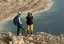 Vanlı dağcılar Nemrut Krater Gölü'nün eşsiz manzarasına hayran kaldı