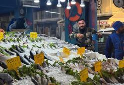 Iğdır’da 3 kilogramı 100 lira! Hamsiye vatandaşlardan yoğun ilgi