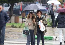 Meteoroloji hava durumu raporuyla 34 ili uyardı: Gök gürültülü sağanak yağışlar etkili olacak