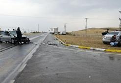 Sivas Şarkışla'da iki otomobil çarpıştı, 1 kişi öldü, 5 kişi yaralandı