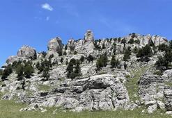 Türkiye'nin yeni peri bacaları rotası! Adana'da gizli Kapadokya: 1900 metre rakımda saklandı, sadece çok az insan biliyor