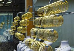 Güvenli liman altın yatırımcısını güldürdü, döviz ise üzdü