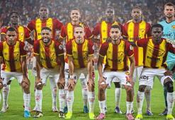 Göztepe'de yeni transferin adı kaldı! 1 dakika bile süre almadı