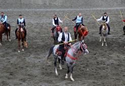 Asırlık gelenek Erzincan'da sürüyor! Renkli görüntülere sahne oluyor