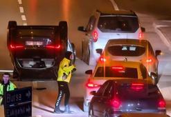 İnegöl'de iki otomobilin çarpıştığı kaza kamerada: 2 yaralı