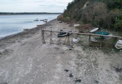 Terkos Gölü can çekişiyor! 10 metre geri çekildi