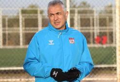 Sivasspor'da Mehmet Altıparmak 'kimseden korkumuz yok' deyip resti çekti