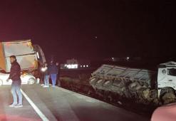 Diyarbakır Bismil karayolunda 5 aracın karıştığı zincirleme kaza: 3 ölü, 14 yaralı