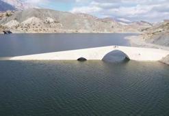 Adıyaman'da Roma mirası veda ediyor! Baraj sularının yükselmesiyle bin 500 yıllık köprünün bir kısmı battı