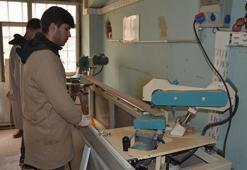 Muş'ta bu okul kendi ihtiyacını kendisi üretiyor: Öğrenciler mezun olmadan iş sahibi oluyor!