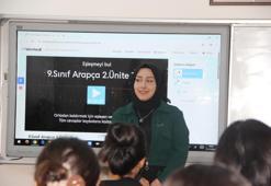 Babasına verdiği sözü tuttu! Öğretmen olup öğrencileri hayallerine kavuşturuyor