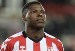 Sivasspor’un Brezilyalı forveti Campos takımdan izinsiz ayrıldı