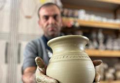 Van'da bir tek o kaldı! İşte plastik karşısında direnen mesleğin son ustası