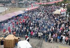 Antalya'da bugün başladı! Tonlarcası ücretsiz veriliyor, vatandaşlar akın etti