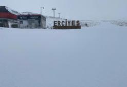 Kayseri'de sezon için hazırlıklar tamam: Kar yağışı da geldi