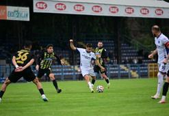 Şanlıurfaspor, deplasmanda 3 puanı aldı! Liderlik şansını s&#252;rd&#252;rd&#252;