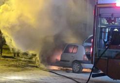 Bartın'da çalıştırdığı aracı bir anda alev aldı, sürücü son anda kurtuldu